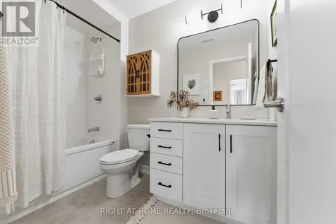 800 Roger Griffiths Avenue Ottawa ON K2S 3A9