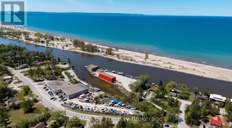 30 Shore Line East Wasaga Beach ON L9Z 2X2