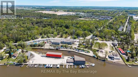 30 Shore Line East Wasaga Beach ON L9Z 2X2