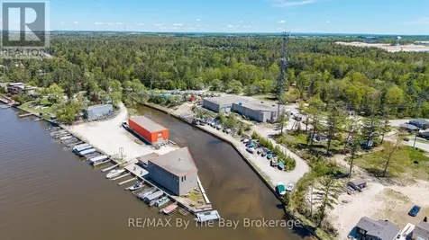 30 Shore Line East Wasaga Beach ON L9Z 2X2