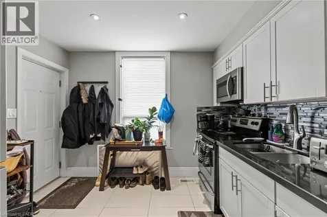 181 West Avenue North Hamilton ON L9L 5C7