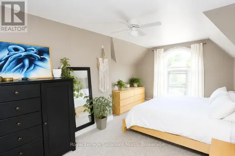 85 Fourth Street West Collingwood ON L9Y 1R5