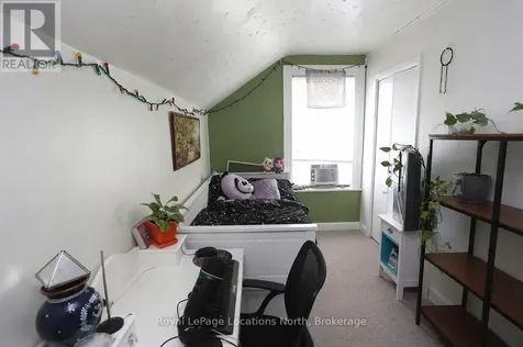 85 Fourth Street West Collingwood ON L9Y 1R5