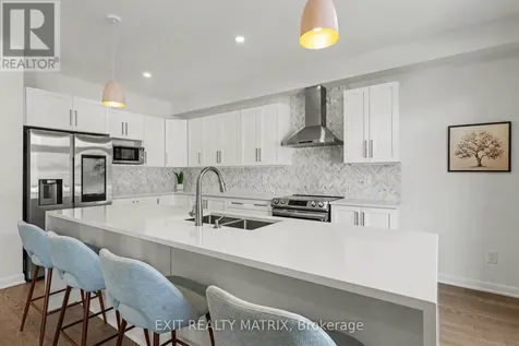 19 Fossa Terrace Ottawa ON K2J 6W4