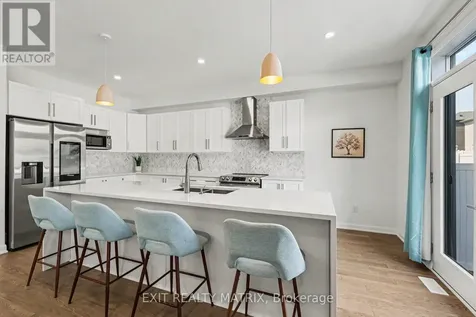 19 Fossa Terrace Ottawa ON K2J 6W4
