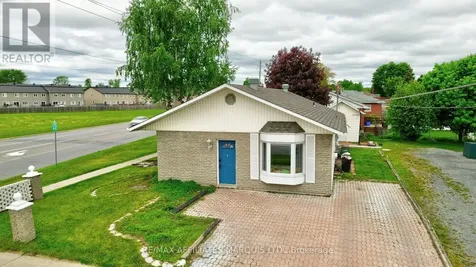 1101 Mcconnell Avenue Cornwall ON K6H 4N2
