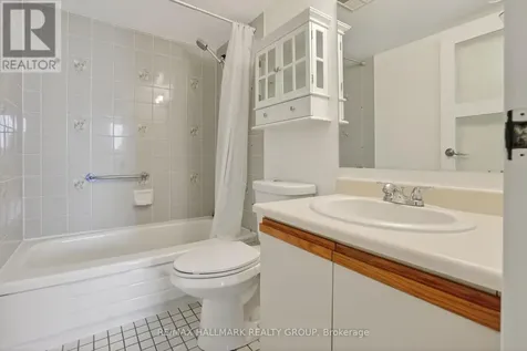 200 Lafontaine Avenue Ottawa ON K1L 8K8