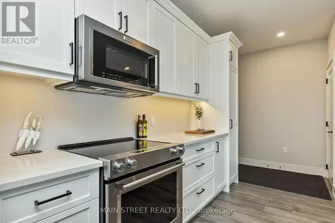 20 Salt Dock Road Parry Sound ON P2A 0E7