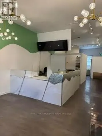 122 Wyndham Street North Guelph (downtown) ON N1H 4E8