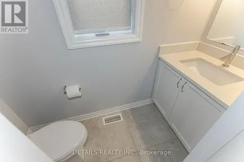 276 Avro Circle Ottawa ON K1K 3X8