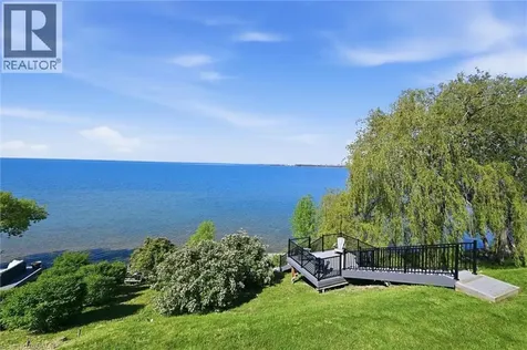 402 South Coast Drive Nanticoke ON N0A 1L0