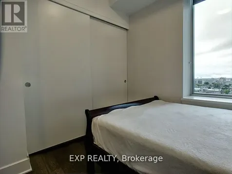 255 Bay Street Ottawa ON K1R 0C5