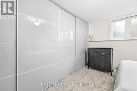 171 Briston Private Ottawa ON K1G 5R3
