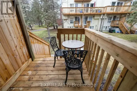 171 Briston Private Ottawa ON K1G 5R3