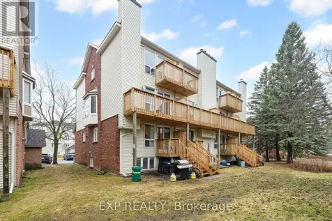 171 Briston Private Ottawa ON K1G 5R3