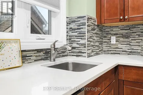 171 Briston Private Ottawa ON K1G 5R3