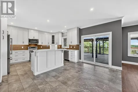 15 Caldwell Drive Oro-medonte ON L0L 2L0