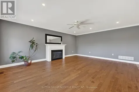 15 Caldwell Drive Oro-medonte ON L0L 2L0