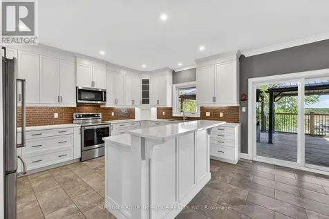 15 Caldwell Drive Oro-medonte ON L0L 2L0