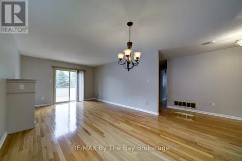 39 Rose Valley Way Wasaga Beach ON L9Z 3C5