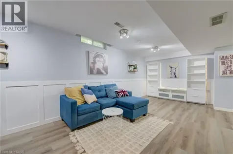 519 Westvale Drive Waterloo ON N2T 2B2