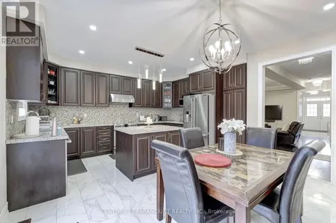 563 Dougall Avenue East Caledon ON L7C 3Z4