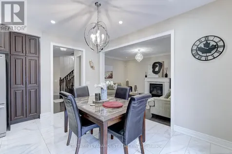 563 Dougall Avenue East Caledon ON L7C 3Z4