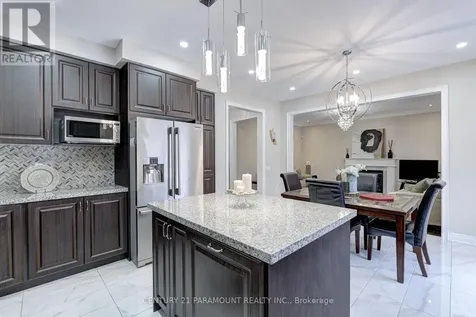 563 Dougall Avenue East Caledon ON L7C 3Z4