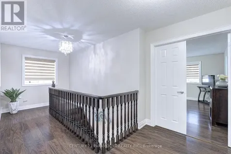 563 Dougall Avenue East Caledon ON L7C 3Z4
