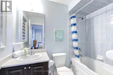 563 Dougall Avenue East Caledon ON L7C 3Z4