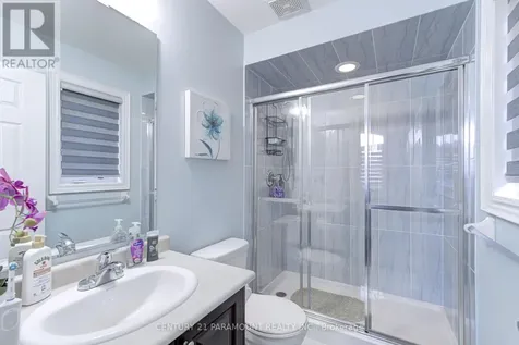 563 Dougall Avenue East Caledon ON L7C 3Z4