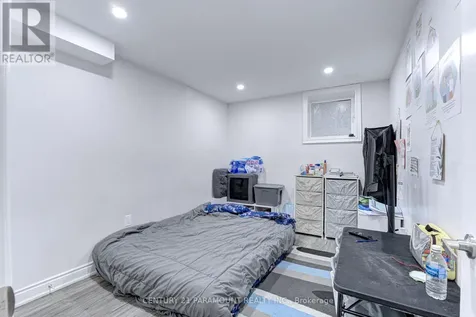 563 Dougall Avenue East Caledon ON L7C 3Z4