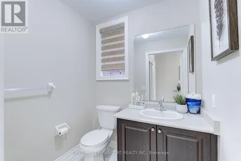 563 Dougall Avenue East Caledon ON L7C 3Z4