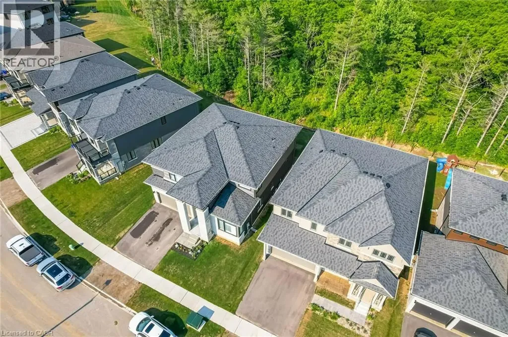 127 Court Drive Paris ON N3L 0L6