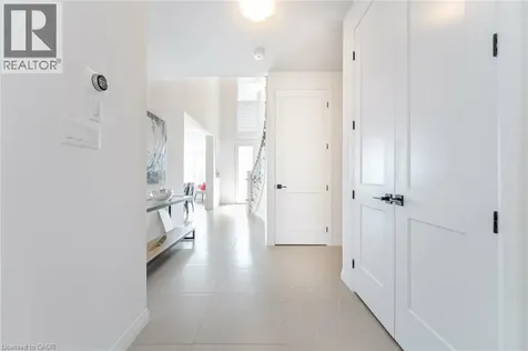 127 Court Drive Paris ON N3L 0L6