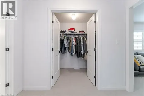 127 Court Drive Paris ON N3L 0L6