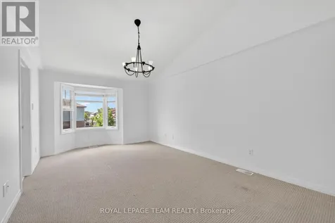 605 Sunburst Street Ottawa ON K1T 0L1