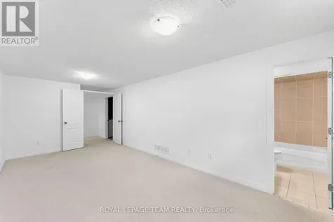 605 Sunburst Street Ottawa ON K1T 0L1
