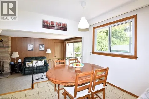 372 Fennell Avenue West Hamilton ON L9C 1G4