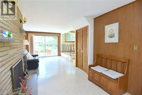 372 Fennell Avenue West Hamilton ON L9C 1G4