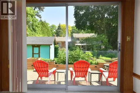 372 Fennell Avenue West Hamilton ON L9C 1G4