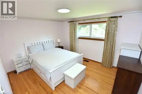 372 Fennell Avenue West Hamilton ON L9C 1G4