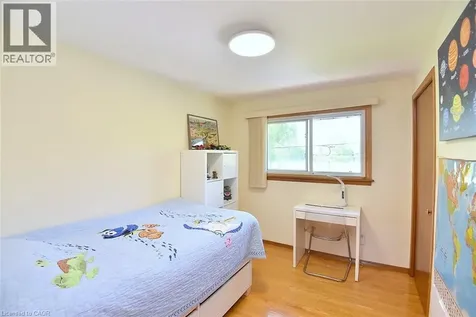 372 Fennell Avenue West Hamilton ON L9C 1G4