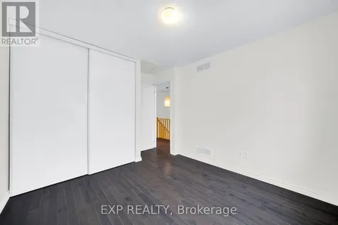 66 Kimbolton Crescent Ottawa ON K2K 2S4