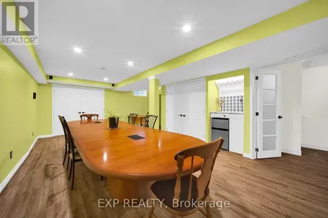66 Kimbolton Crescent Ottawa ON K2K 2S4