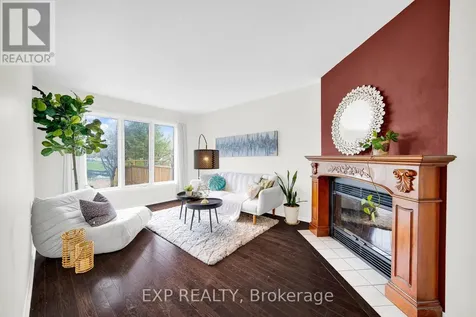 66 Kimbolton Crescent Ottawa ON K2K 2S4