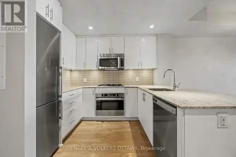 7 Marquette Avenue Ottawa ON K1L 8A7
