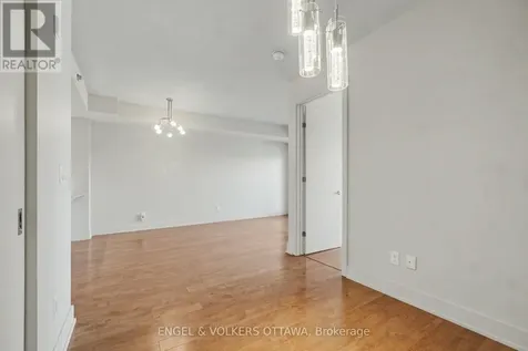 7 Marquette Avenue Ottawa ON K1L 8A7