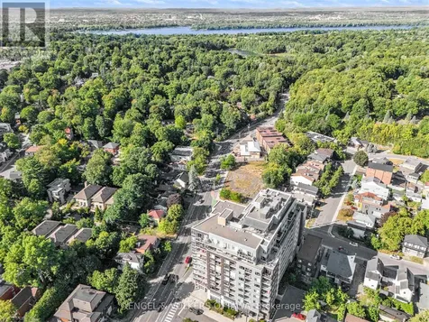 7 Marquette Avenue Ottawa ON K1L 8A7