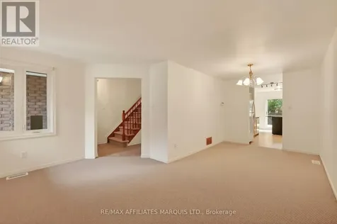 58 Robarts Crescent Ottawa ON K2L 4A5